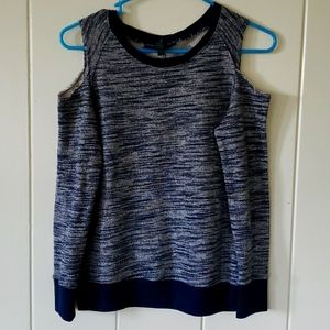 Almost Famous Womens Jrs. Blue Long Sleeve Raw Cut Out Shoulder M